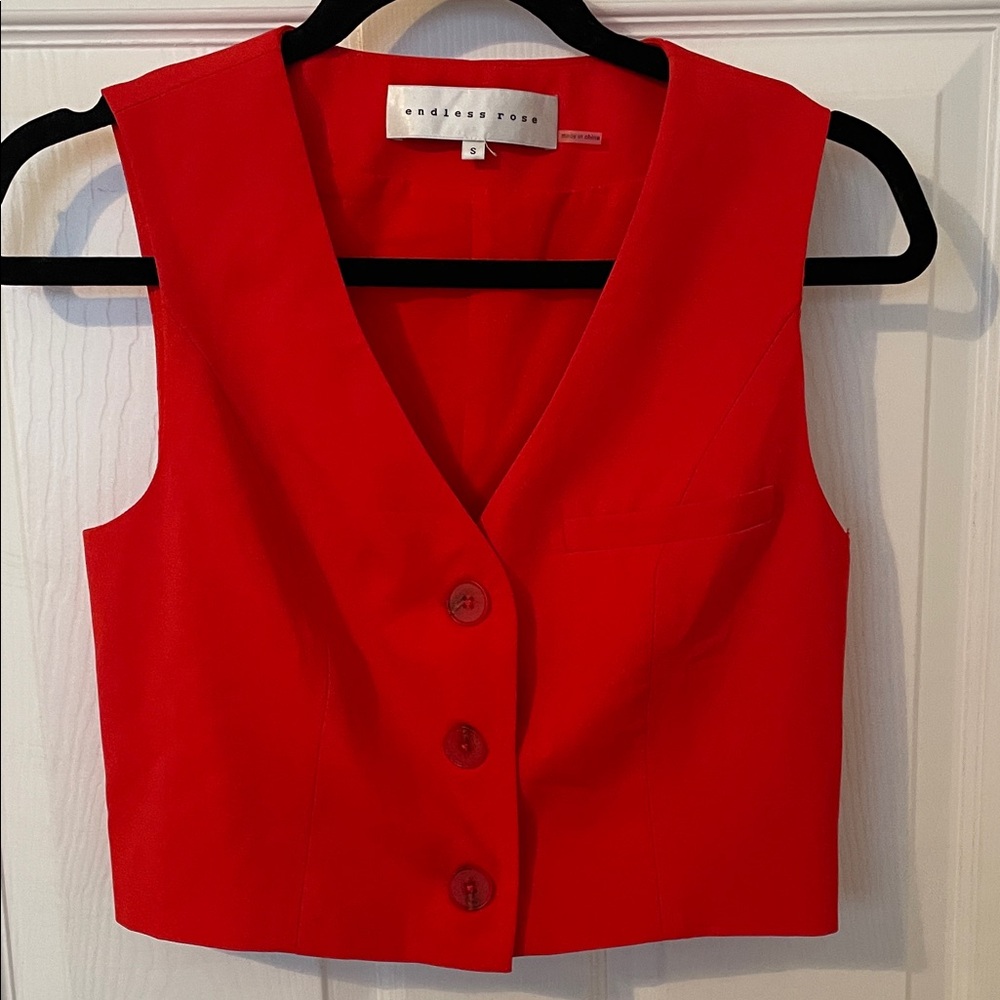 Endless Rose Vest